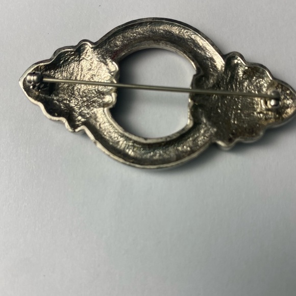 Classy Silver Tone w Deep Red Enamel & Simulated Marcasite Bar Pin Brooch - Picture 2 of 2